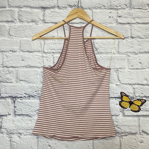 Heart & Hips Striped Keyhole Tank Size Medium - Picture 4 of 8